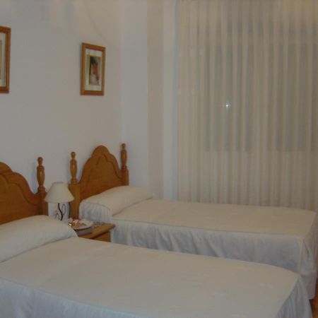 Hostal D'Ernes Alcala del Jucar Ngoại thất bức ảnh