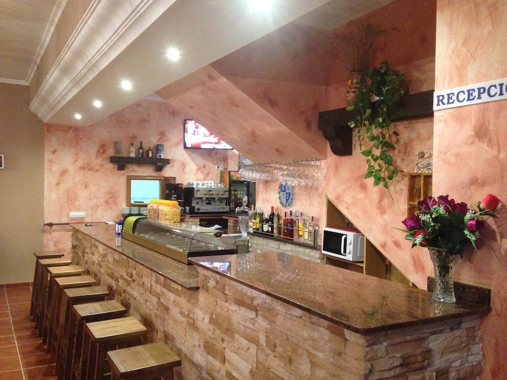 Hostal D'Ernes Alcala del Jucar Ngoại thất bức ảnh